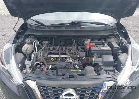 2019 Nissan Kicks Sr from USA, damaged, VIN 3N1CP5CU5KL535922